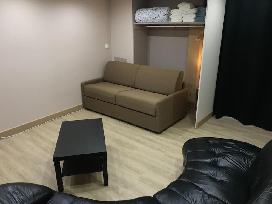 Paisible Logement Tout Equipe Pour 1 A 6 Personnes Ebersheim Exterior foto